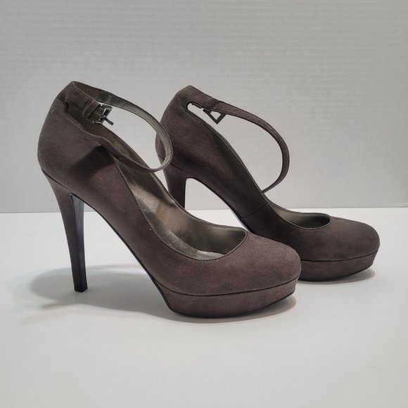 GUESS gray suede platform heels with ankle strap, size 6.5 - Picture 9 of 15